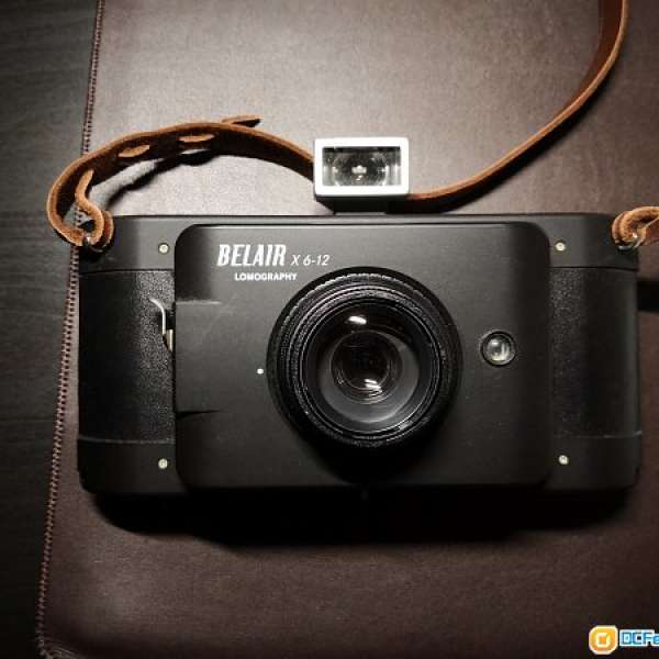 Lomography Belair 6x12 Black