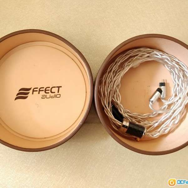 Effect audio Leonidas 4 wires cm 4.4 有保養