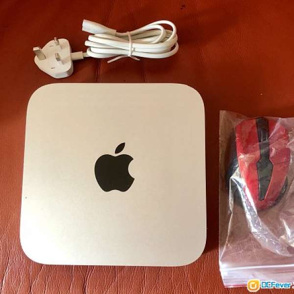 Mac Mini 2010年 Mid , 2.4GHZ, 4GB Ram,120GB SSD 系統+ 320GB HDD