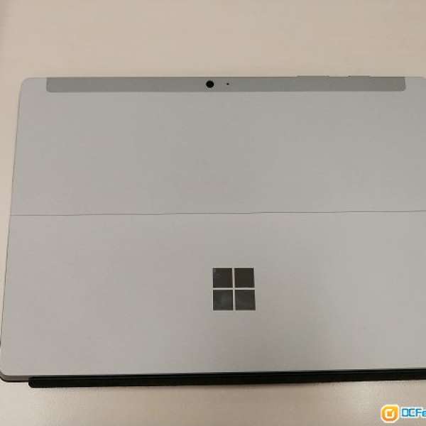 Microsoft Surface 3 - 4GB/128GB 連原裝typecover 及筆 (100% work 95% new)