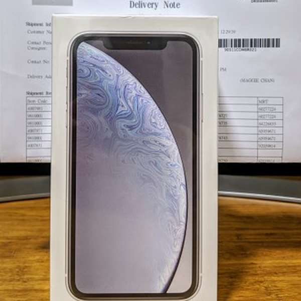 全新未開封 iPhone XR 128GB *1010*續約機**白**色