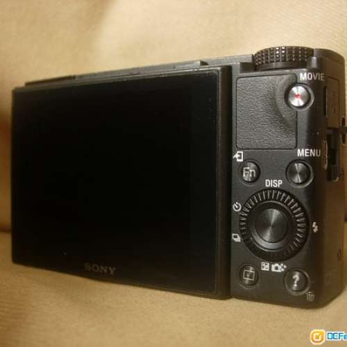 Sony  RX100m3  數碼相機 ( 可手動光圈 )
