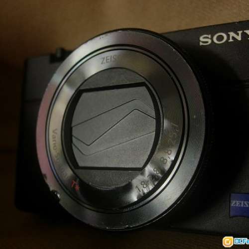 Sony  RX100m3  數碼相機 ( 可手動光圈 )