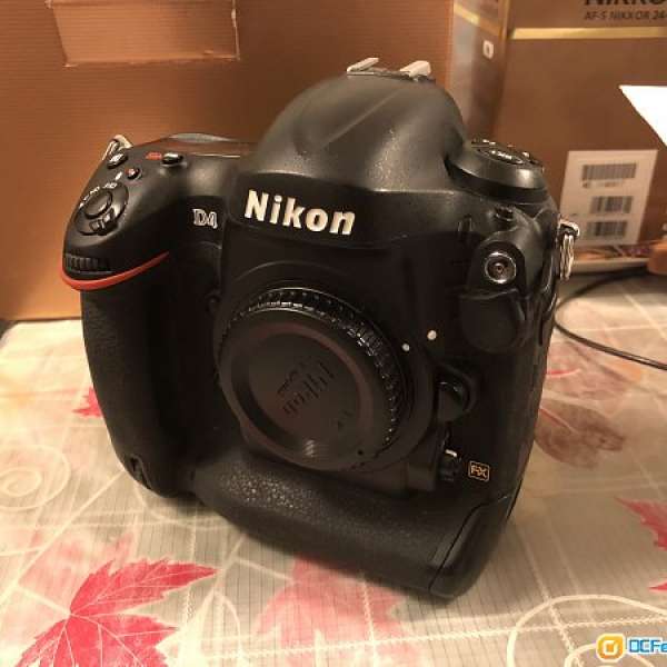 Nikon D4 行機