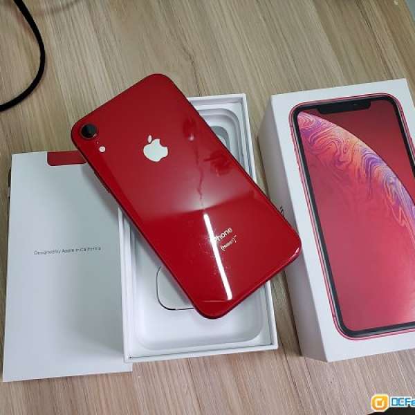 95% new iPhone xr 128gb, red , with Apple Care
