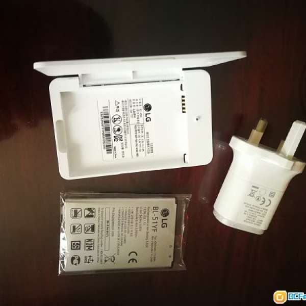 LG  G4電池套装，連火牛線
