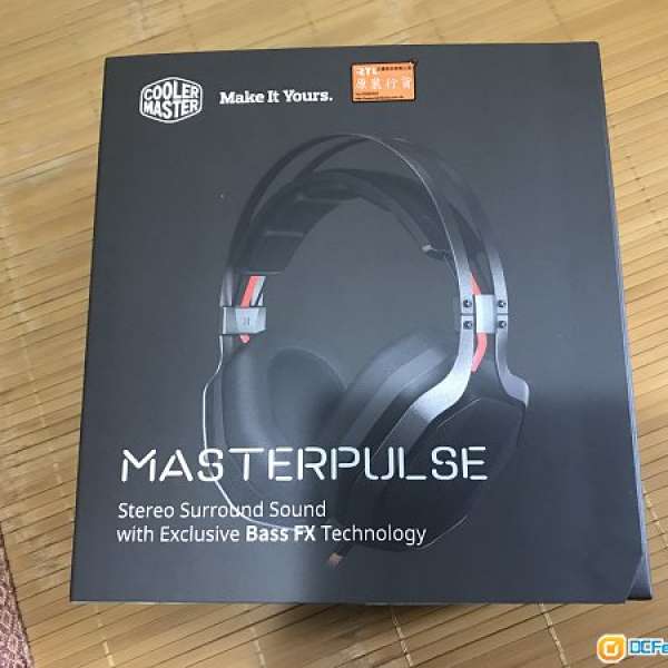 Cooler Master Masterpulse Headphones Earphones 全新耳筒 NEW NEW!!