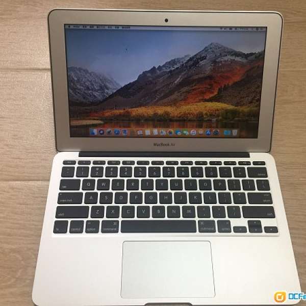 MacBook Air -（11-inch，Early 2014）-i5－4GB－256GB SSD－新浄