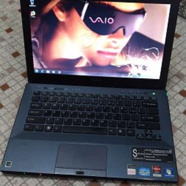 出售 Sony VPCSB18GG core i7- 2620M cpu Notebook 一部