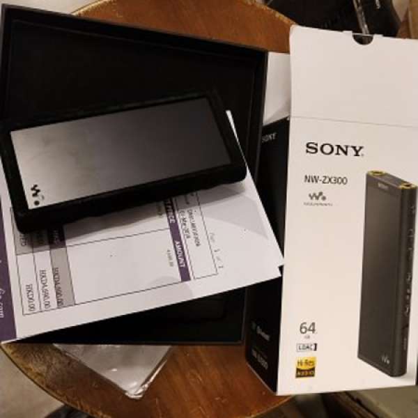 sony zx300+dignis皮套，行貨