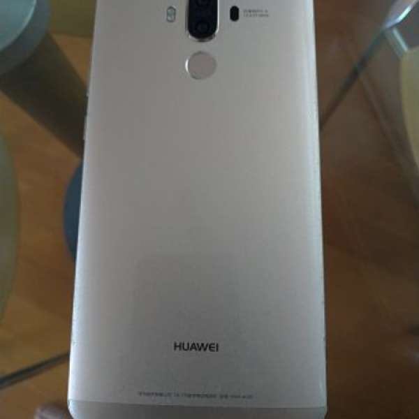 Huawei mate 9 4+64gb
