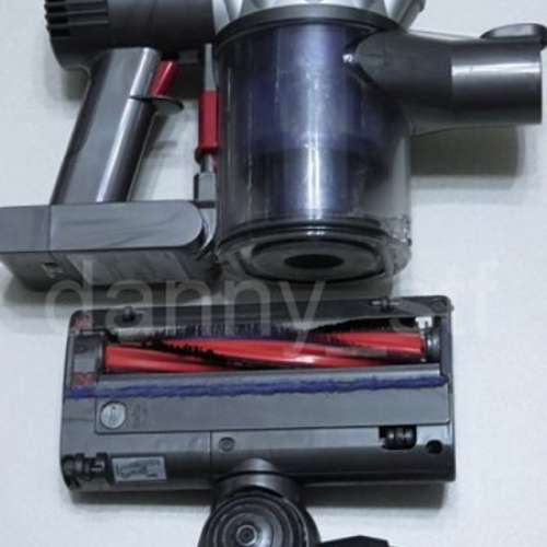 Dyson V6 SV03 行貨 強力無線手提吸塵機 有火牛連一長管一碳纖維吸頭