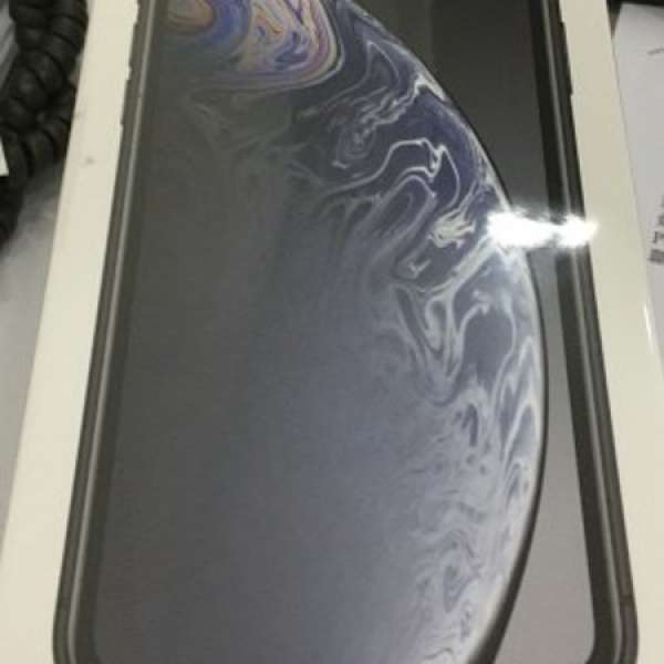 全新 未開盒 iPhone XR 128 gb 黑色 一口價 $6500