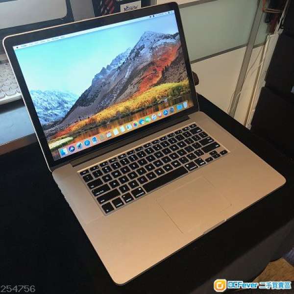 Macbook Pro 15 inch Retina i7 2.5 512SSD mid 2014