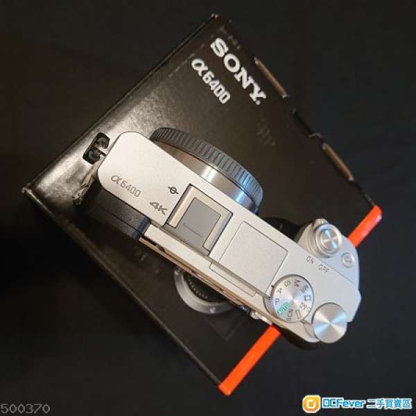 全新行貨 Sony A6400 Body (限定版銀色）