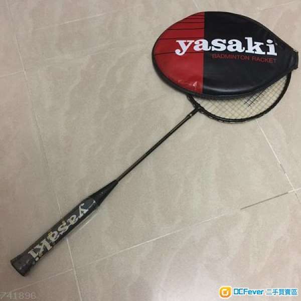 平賣yasaki 羽毛球拍 B-5800 (連拍套)