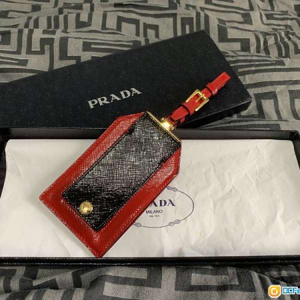 prada name tag red 名牌 全新 100% new and real