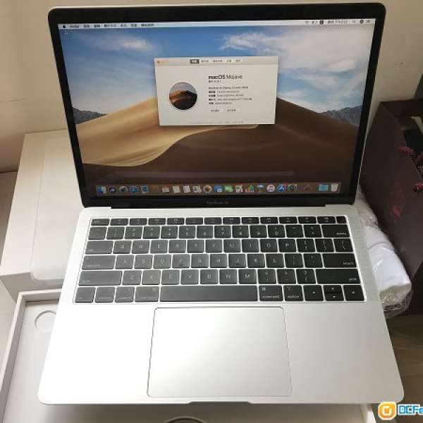 全新US Apple 13" Macbook Air 2018 8GB 128GB Silver,保到30-1-2020