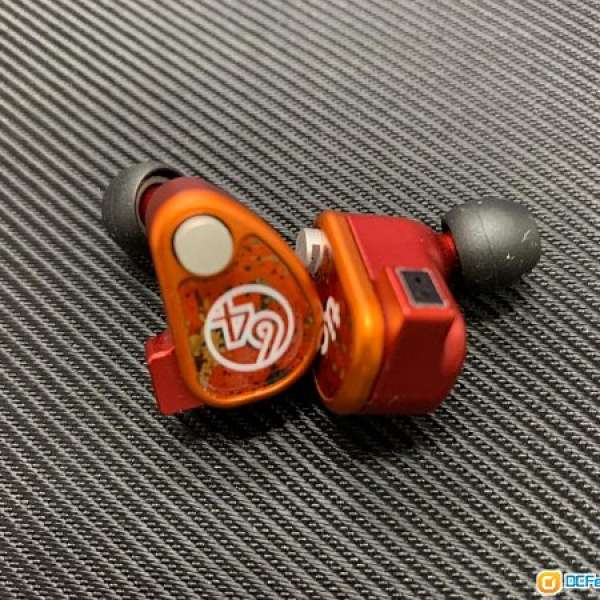 64audio u18t