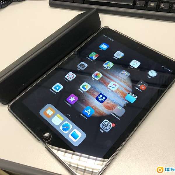 (出售) iPad Air 16gb Wifi 機身新淨