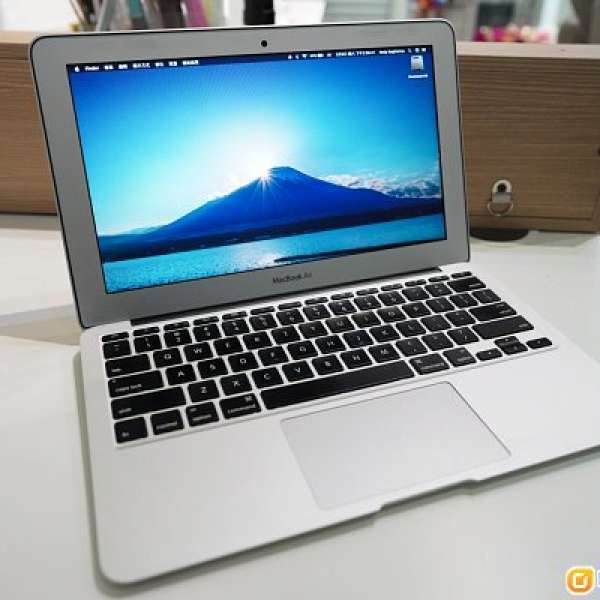 Apple Macbook Air 11吋 2013