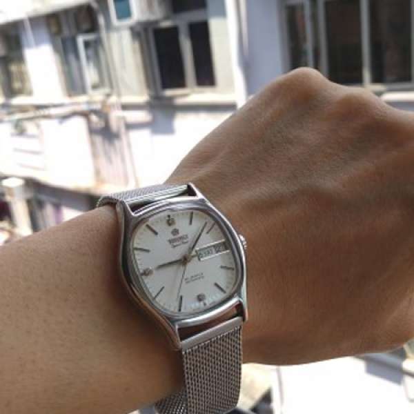 瑞士 梅花 TITONI Space Star 雙曆自動上鍊手錶