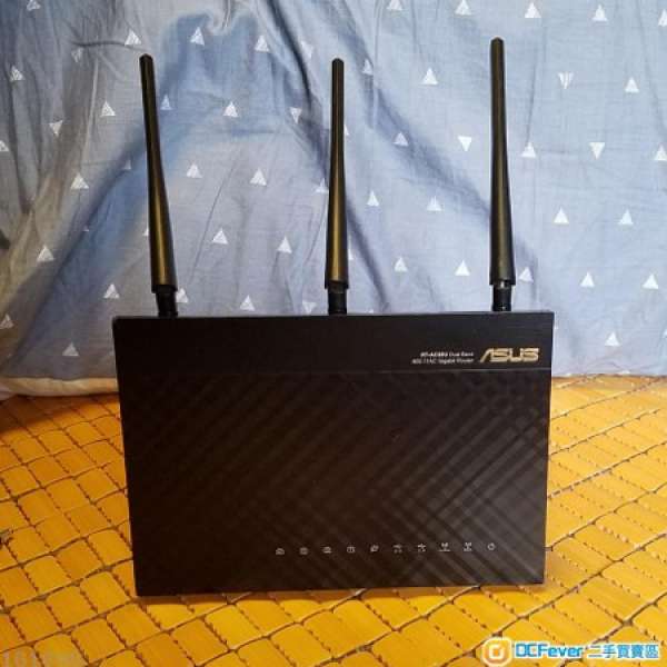 Asus RT-AC68U Router 八成五新