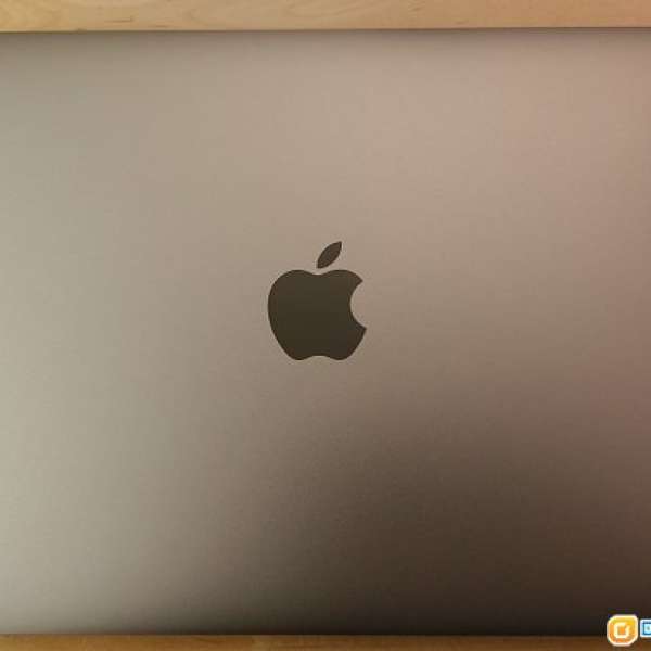 Macbook 12” Retina 太空灰 512GB 高配 99%New 連原廠USB轉換器