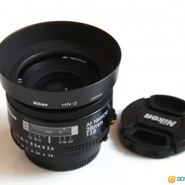 Nikon AF 28mm f2.8 AF Nikkor with HN-2 hood 95% new