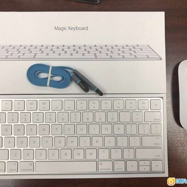 Apple Magic Keyboard Mouse 2 二代充電款