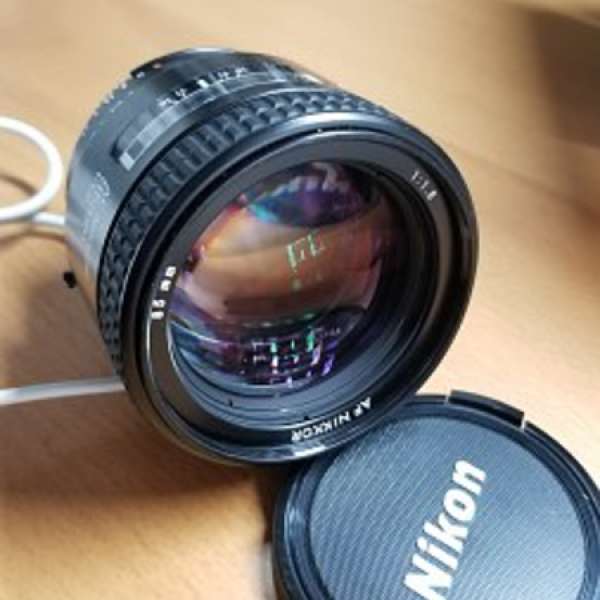 Nikon AF 85mm f1.8