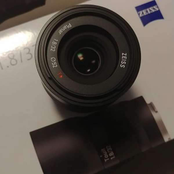 Zeiss Touit 32mm/1.8 for SONY E-Mount