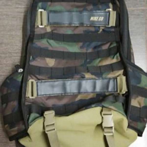 Nike 迷彩backpack