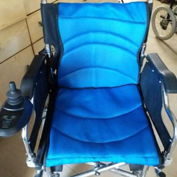 互康摺合式電動輪椅 Electric Wheelchair 充電式