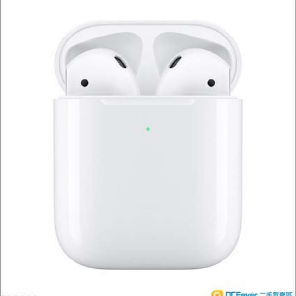 全新港行 AirPods 配備無線充電盒