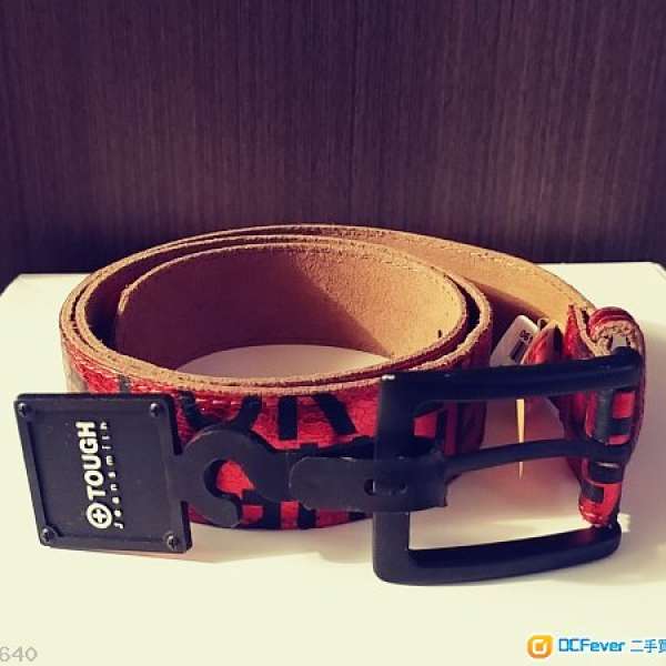 出售全新 TOUGH Jeansmith 原裝正版紅色皮帶 Belt. Size. 30-36” (76-91.5 cm) .