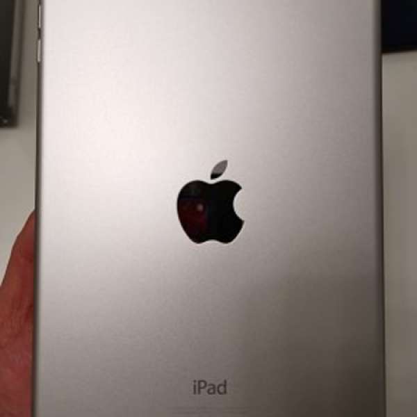 出售九成新淨 Apple iPad mini 4 wifi 16GB