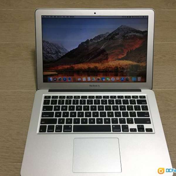 MacBook Air 一（13－inch，Early 2015）－i5－8GB－256GB－95％新