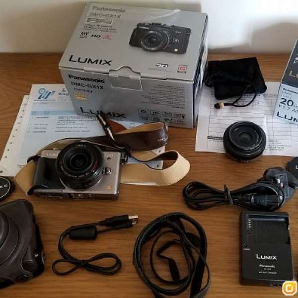 90% Panasonic Lumix DMC-GX1 w/ 14-42 mm F3.5-5.6 kit lens 套裝
