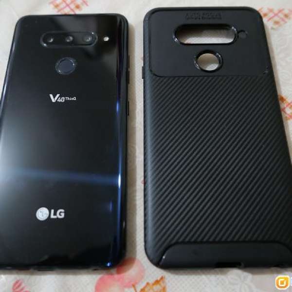 售92%新二手美版LG V40 ThinQ (64GB) 黑色淨機連機套，已貼玻璃芒貼