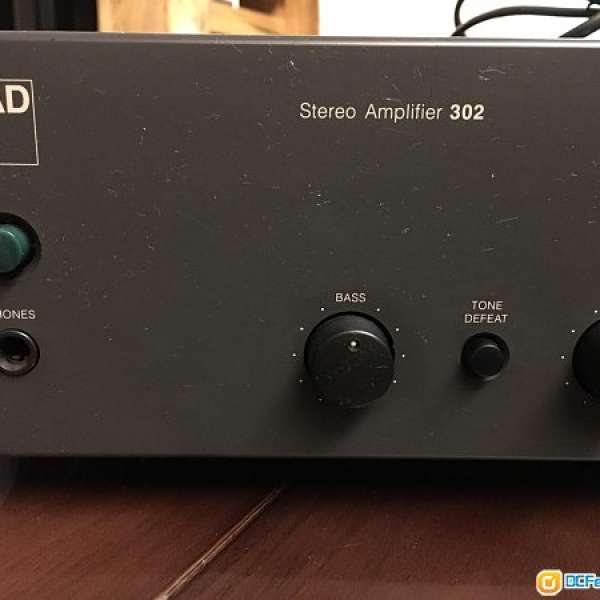 NAD 302  Stereo Integrated Amplifier