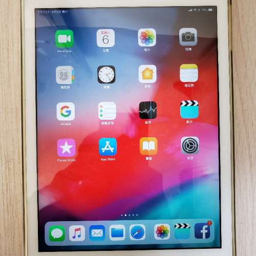 Apple iPad 9.7 (2018) 128gb wifi+cellular  95% CSL The Club 行貨