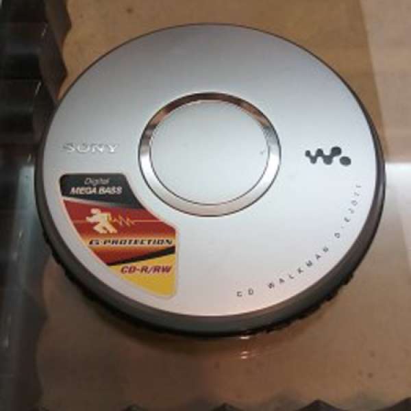 SONY D-EJ011 DISCMAN CD PLAYER CD 機,全正常
