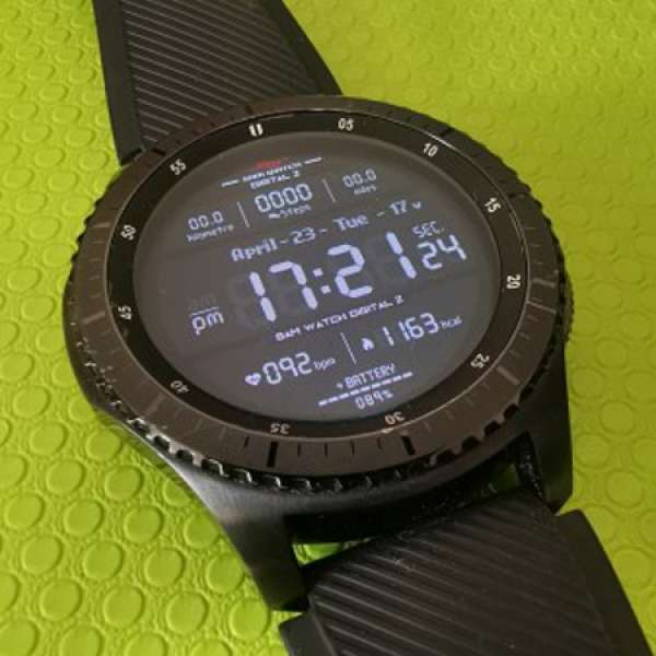 Samsung Gear S3 frontier 智能手錶，電池可用四日！送相中錶帶及配件