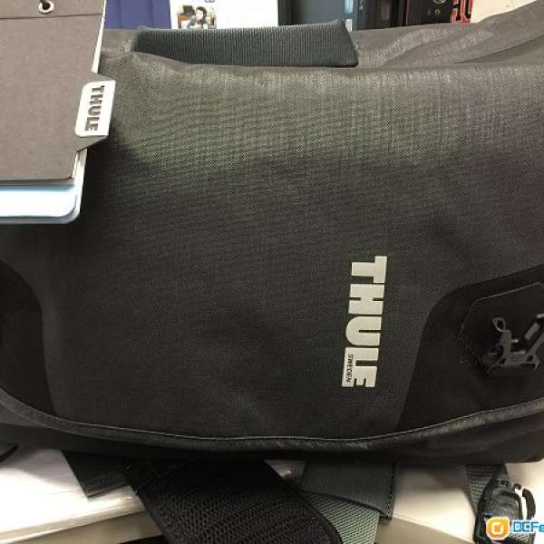 Thule Perspektiv Messenger 相機袋