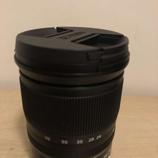 Nikon z 24 - 70 mm 4 S lens