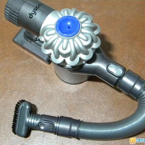 伸縮軟管加三個吸頭 Dyson V6, DC 31/34/35/44/45/58/62 等適用