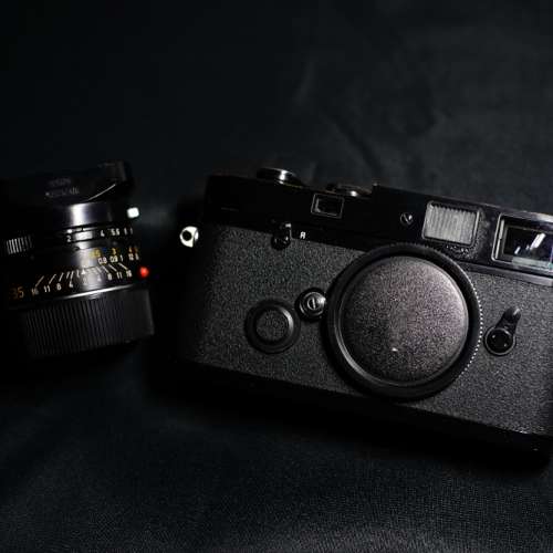 Leica mp black paint 0.72