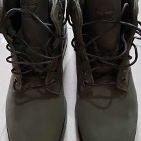 全新 Timberland boots 墨綠色