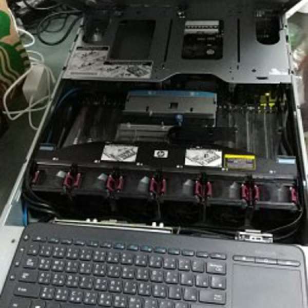 HP ProLiant DL385 G7 Performance - 24核心， 64GB RAM